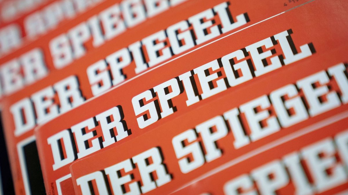 Anketa německého týdeníku: Pokud volby vyhraje Orbán, ať EU Maďarsko vyloučí